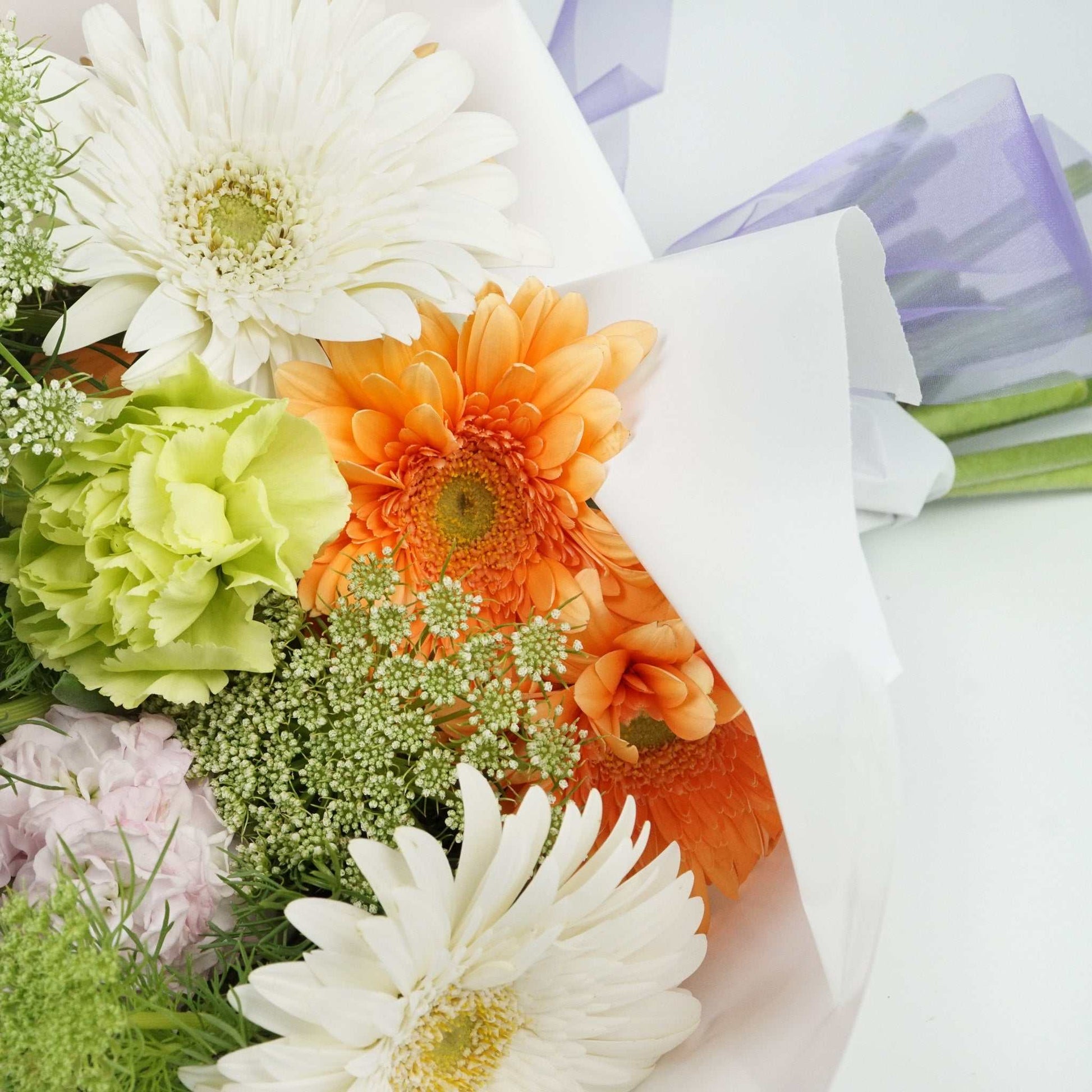 Mixed flower bouquet featuring Queen Anne's lace and gerberas, "The No.08 - Cute Little Crush".