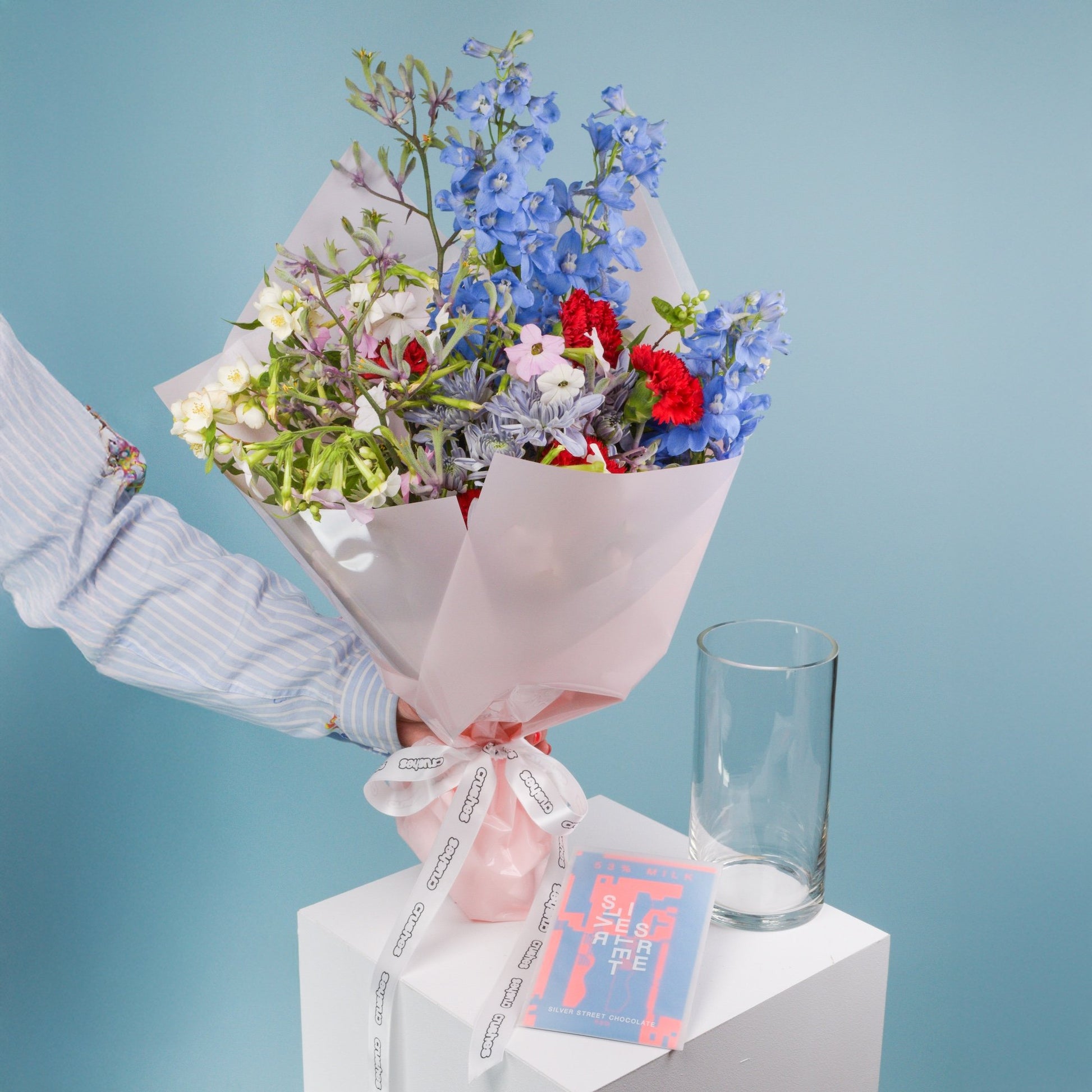 Flower + Choc + Vase - Crushes Flowers